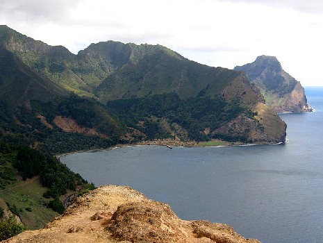 Robinson Crusoe Island